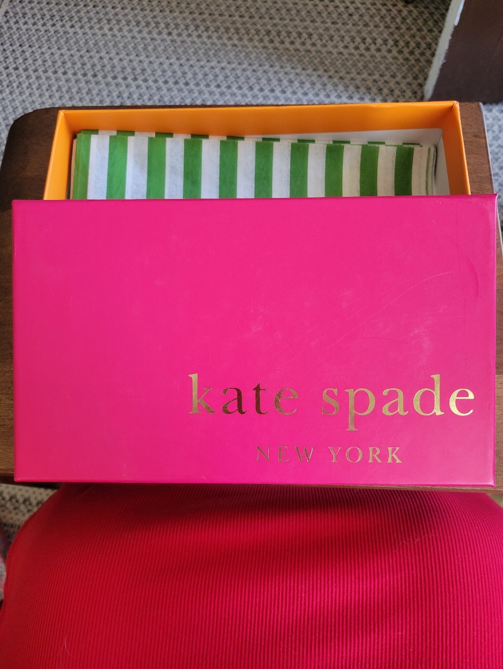 kate spade hot pink box with gold logo